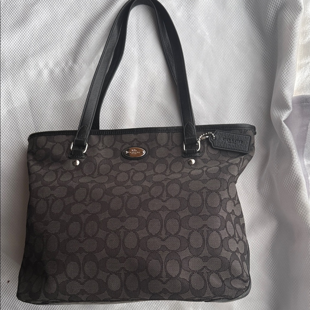 Coach - Black and Gray Patterned Tote
